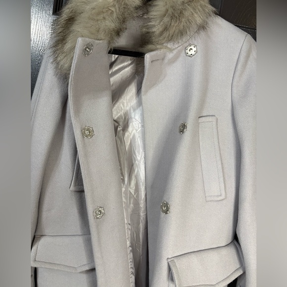 ASOS Beautiful Grey Coat/Faux Fur Collar Size 4 NWT/ready to ship same/next day. - Picture 8 of 10